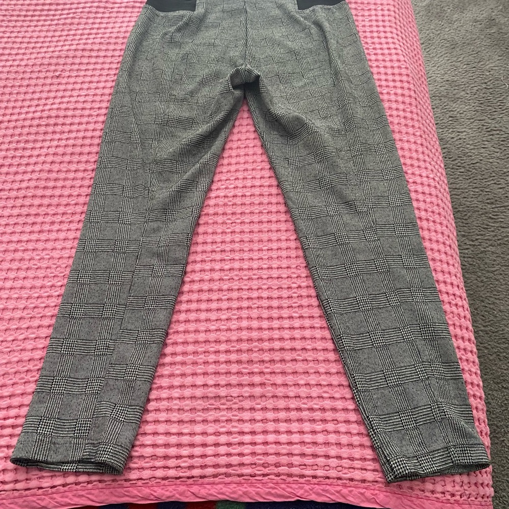 Ci Sono Women's Gray Checkered Pantsuit